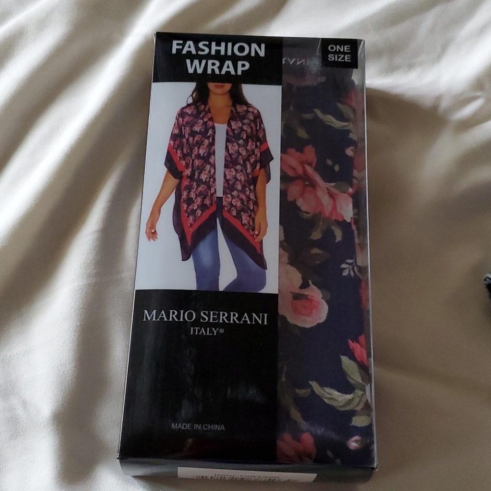 Floral fashion wrap